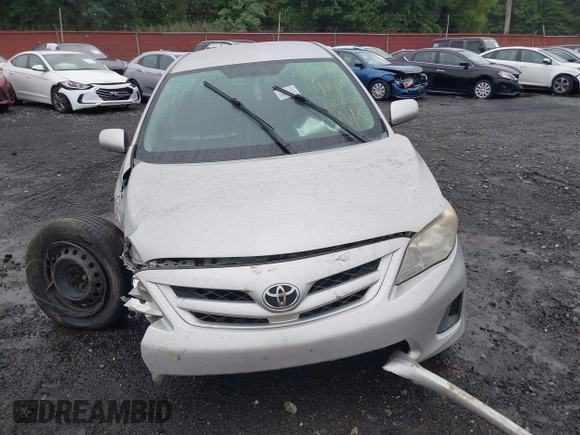 2011 Toyota Corolla L with VIN 2T1BU4EE1BC724135, listed as a IAAI auction lot 40054479 with 190,235 mi miles. Bid and sale history available at carsss.com. Image 11.