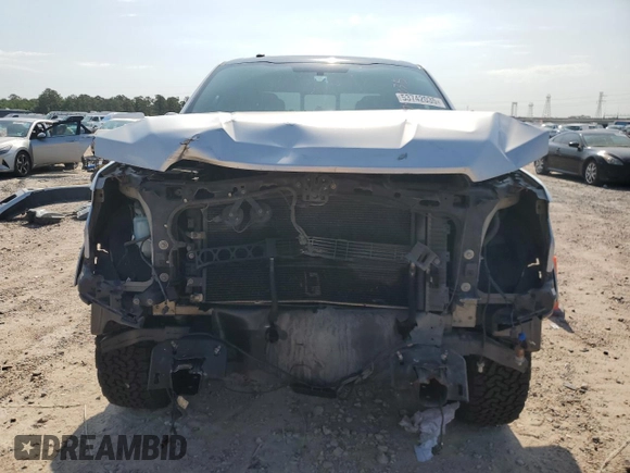 2017 Ford F-150 XL z VIN 1FTEW1CF2HKC03580, wystawiony jako Copart lot #53742035 z przebiegiem 218 091 mil mil oraz Szkoda całkowita • Salvage title. Historia ofert i sprzedaży dostępna na DreamBid. Obrazek 5.
