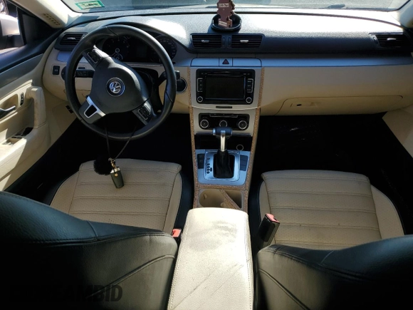 2010 Volkswagen CC Sport with VIN WVWMP7AN6AE558844, listed as a Copart auction lot 66675904 with 146,948 mi miles and Salvage Title. Bid and sale history available at carsss.com. Image 8.