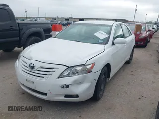 2009 Toyota Camry z VIN 4T1BE46K69U827318, wystawiony jako IAAI lot #41879474 z przebiegiem 223 347 mil mil oraz . Historia ofert i sprzedaży dostępna na DreamBid. Obrazek 2.