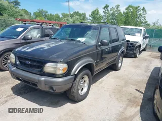 2000 Ford Explorer XLT with VIN 1FMZU83P0YZA06693, listed as a IAAI auction lot 42621988 with 273,874 mi miles and . Bid and sale history available at DreamBid. Image 2.