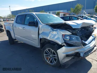 2020 Chevrolet Colorado 2WD Work Truck with VIN 1GCGSBEN0L1209889, listed as a IAAI auction lot 40390370 with 67,417 mi miles. Bid and sale history available at carsss.com. Image 1.