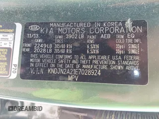 2014 Kia Soul with VIN KNDJN2A21E7028924, listed as a IAAI auction lot 41668371 with 170,173 mi miles. Bid and sale history available at carsss.com. Image 9.