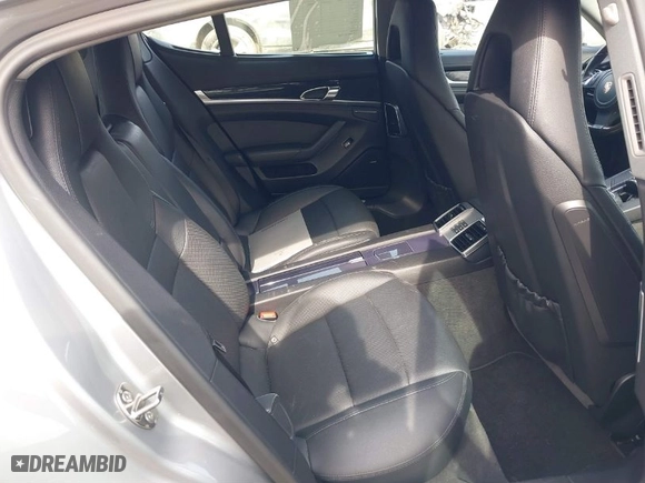 2012 Porsche Panamera with VIN WP0AA2A74CL016133, listed as a IAAI auction lot 41753535 with 84,569 mi miles. Bid and sale history available at carsss.com. Image 8.