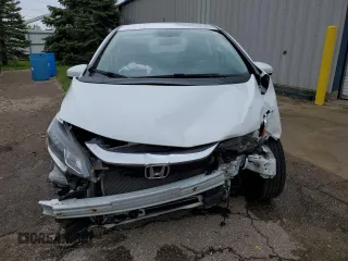 2020 Honda Fit Sport z VIN 3HGGK5H60LM715068, wystawiony jako Copart lot #57706105 z przebiegiem Nie podano mil oraz Nie do naprawy • Non repairable. Historia ofert i sprzedaży dostępna na DreamBid. Obrazek 5.