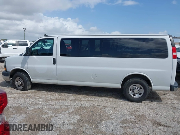 2020 Chevrolet Express Passenger LS with VIN 1GAZGNFG3L1241756, listed as a IAAI auction lot 42513261 with 23,256 mi miles and . Bid and sale history available at DreamBid. Image 14.