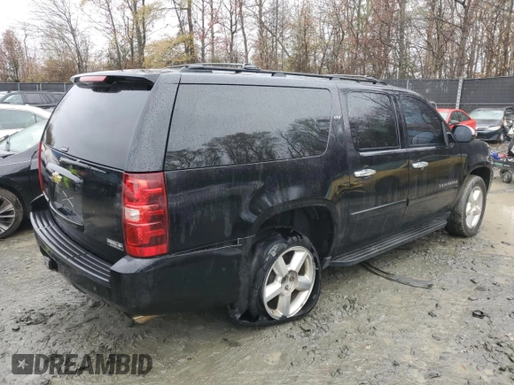 2008 Chevrolet Suburban LTZ with VIN 1GNFK16YX8R122709, listed as a Copart auction lot 78791524 with 265,847 mi miles and Salvage Title. Bid and sale history available at carsss.com. Image 3.