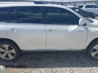 2011 Toyota Highlander Limited with VIN 5TDYK3EH0BS046070, listed as a IAAI auction lot 42134709 with 161,213 mi miles and . Bid and sale history available at DreamBid. Image 13.
