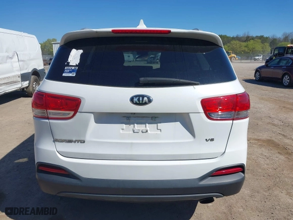 2016 Kia Sorento LX with VIN 5XYPG4A52GG002963, listed as a IAAI auction lot 41874425 with 230,541 mi miles. Bid and sale history available at carsss.com. Image 16.