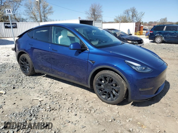 2022 Tesla Model Y Long Range z VIN 7SAYGDEE2NF358366, wystawiony jako Copart lot #50771255 z przebiegiem 73 554 mil mil oraz Szkoda całkowita • Salvage title. Historia ofert i sprzedaży dostępna na DreamBid. Obrazek 4.