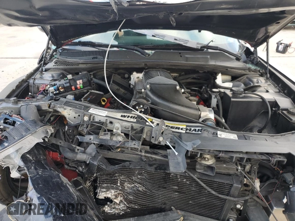 2010 Dodge Challenger SRT-8 with VIN 2B3CJ7DW2AH161272, listed as a Copart auction lot 85852604 with 133,635 mi miles and Salvage title. Bid and sale history available at DreamBid. Image 12.