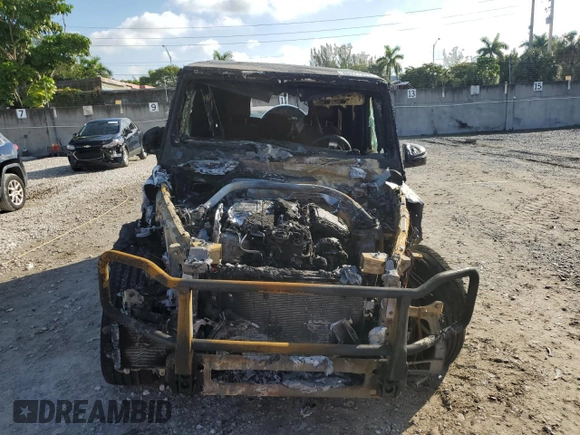 2025 Mercedes-Benz G with VIN W1NWH1AB0SX020180, listed as a Copart auction lot 86977874 with Not Provided miles and Non Repairable. Bid and sale history available at DreamBid. Image 5.
