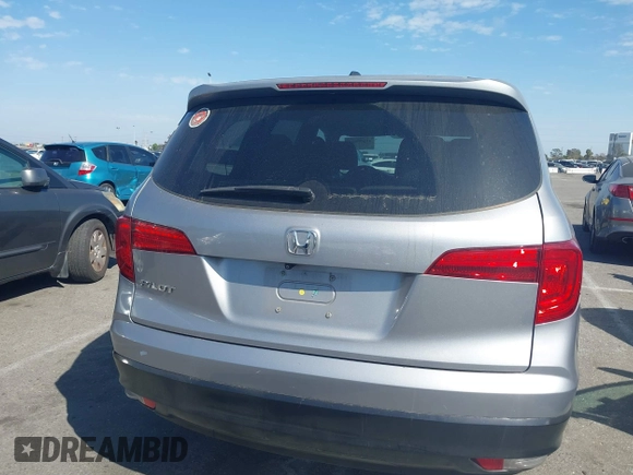 2016 Honda Pilot EX with VIN 5FNYF5H33GB033082, listed as a IAAI auction lot 41699662 with 98,799 mi miles. Bid and sale history available at carsss.com. Image 16.