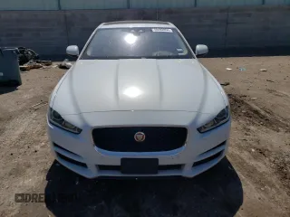 2017 Jaguar XE 35t First Edition with VIN SAJAH4BV0HA946894, listed as a Copart auction lot 58492854 with 76,141 mi miles and Salvage Title. Bid and sale history available at carsss.com. Image 5.