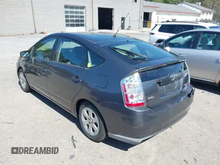2006 Toyota Prius with VIN JTDKB20U163187659, listed as a IAAI auction lot 42120051 with Not Provided miles. Bid and sale history available at carsss.com. Image 3.