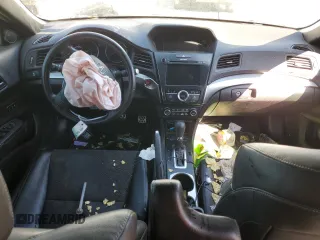 2018 Acura ILX Premium z VIN 19UDE2F84JA005193, wystawiony jako Copart lot #69123884 z przebiegiem Nie podano mil oraz Szkoda całkowita • Salvage title. Historia ofert i sprzedaży dostępna na DreamBid. Obrazek 8.