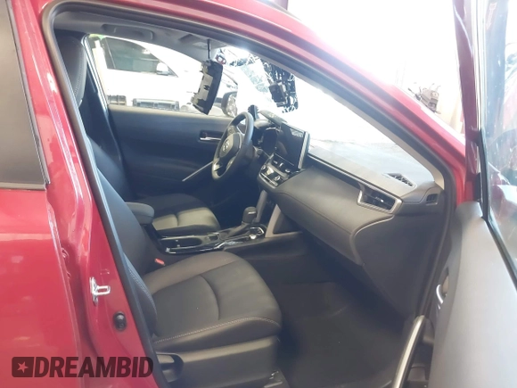 2024 Toyota Corolla Cross XLE with VIN 7MUDAABG3RV088783, listed as a IAAI auction lot 42433593 with 11,687 mi miles and . Bid and sale history available at DreamBid. Image 5.