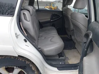 2010 Toyota RAV4 Ltd with VIN 2T3DK4DV5AW018192, listed as a IAAI auction lot 41589366 with 30,000 mi miles. Bid and sale history available at carsss.com. Image 8.
