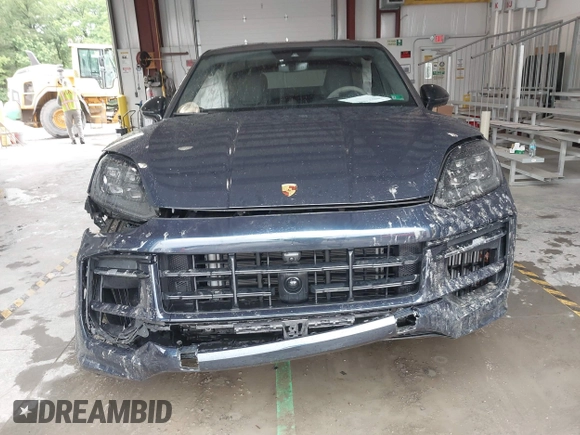 2024 Porsche Cayenne z VIN WP1BA2AY3RDA52863, wystawiony jako IAAI lot #42317622 z przebiegiem Nie podano mil oraz . Historia ofert i sprzedaży dostępna na DreamBid. Obrazek 12.
