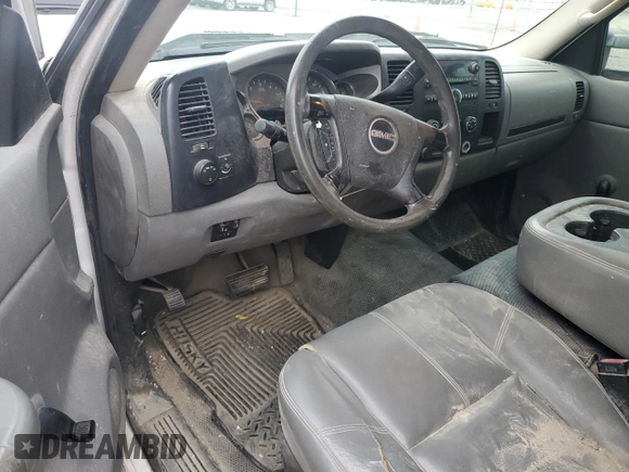 2008 GMC Sierra 1500 with VIN 1GTHC24KX8E133350, listed as a Copart auction lot 89265915 with 300,420 mi miles and Salvage Title. Bid and sale history available at DreamBid. Image 8.