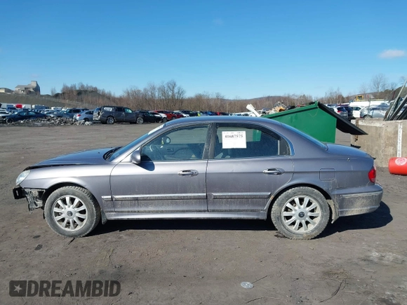 2005 Hyundai Sonata GLS with VIN KMHWF35H35A119750, listed as a IAAI auction lot 41687575 with 146,419 mi miles. Bid and sale history available at carsss.com. Image 14.