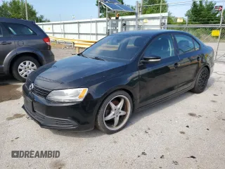 2013 Volkswagen Jetta SE with VIN 3VWDX7AJ8CM070549, listed as a Copart auction lot 62129695 with 122,852 mi miles and Clean title. Bid and sale history available at DreamBid. Image 1.