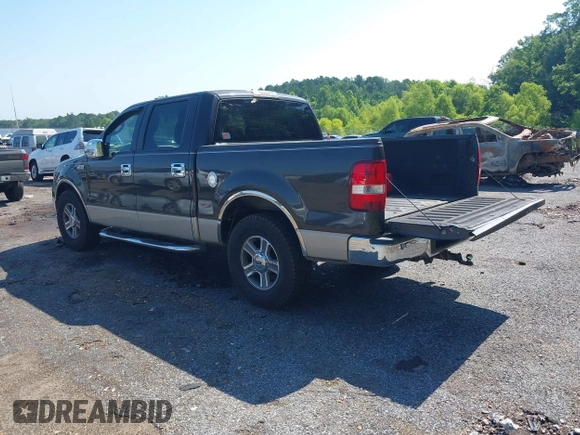 2007 Ford F-150 XLT z VIN 1FTPW12V57KA89042, wystawiony jako IAAI lot #42537434 z przebiegiem 231 684 mil mil oraz . Historia ofert i sprzedaży dostępna na DreamBid. Obrazek 3.