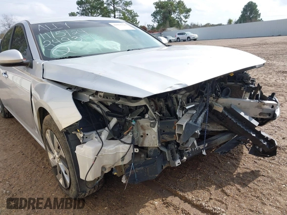 2020 Nissan Altima S with VIN 1N4BL4BVXLC249317, listed as a IAAI auction lot 41036326 with 94,075 mi miles and . Bid and sale history available at DreamBid. Image 6.