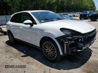 2020 Porsche Cayenne with VIN WP1AA2AY1LDA07598, listed as a Copart auction lot 56995655 with 24,678 mi miles and Salvage title. Bid and sale history available at DreamBid. Image 4.
