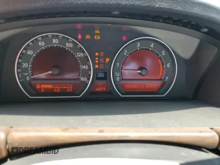 2006 BMW 7 Series 750Li z VIN WBAHN83566DT34946, wystawiony jako Copart lot #58807725 z przebiegiem 108 888 mil mil oraz Czysty tytuł • Clean title. Historia ofert i sprzedaży dostępna na DreamBid. Obrazek 9.
