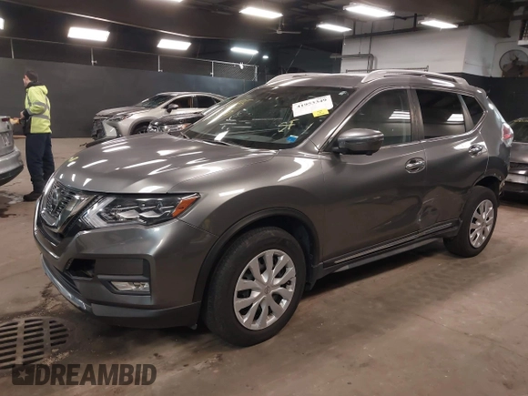 2018 Nissan Rogue SV z VIN JN8AT2MV4JW324343, wystawiony jako IAAI lot #41953349 z przebiegiem 44 968 mil mil oraz . Historia ofert i sprzedaży dostępna na DreamBid. Obrazek 19.