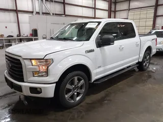2017 Ford F-150 XL with VIN 1FTEW1CP8HKC06962, listed as a IAAI auction lot 42033408 with 43,797 mi miles. Bid and sale history available at carsss.com. Image 19.
