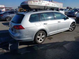 2015 Volkswagen Golf SportWagen TDI S with VIN 3VWCA7AU3FM513685, listed as a IAAI auction lot 40745024 with 71,467 mi miles. Bid and sale history available at carsss.com. Image 4.