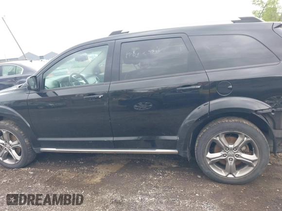 2017 Dodge Journey Crossroad Plus with VIN 3C4PDDGG9HT644401, listed as a IAAI auction lot 42333878 with 146,108 mi miles and . Bid and sale history available at DreamBid. Image 14.