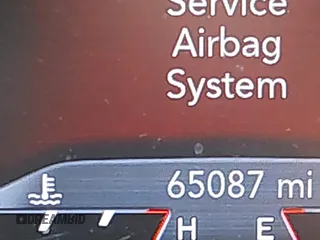 2020 Jeep Cherokee Limited z VIN 1C4PJLDB4LD595411, wystawiony jako IAAI lot #42036551 z przebiegiem 65 087 mil mil oraz . Historia ofert i sprzedaży dostępna na DreamBid. Obrazek 15.
