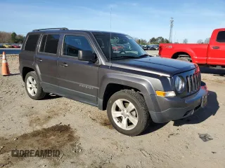 2017 Jeep Patriot Latitude with VIN 1C4NJPFB4HD102927, listed as a Copart auction lot 49469325 with 84,335 mi miles and Salvage Title. Bid and sale history available at DreamBid. Image 4.