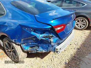 2019 Toyota Camry LE z VIN 4T1B11HK8KU161060, wystawiony jako IAAI lot #42255778 z przebiegiem 104 827 mil mil oraz . Historia ofert i sprzedaży dostępna na DreamBid. Obrazek 6.