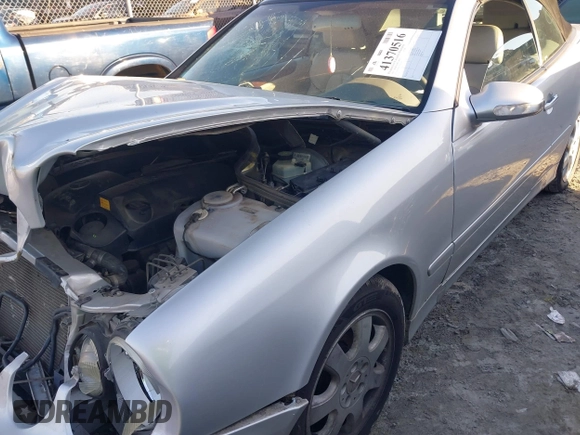 2002 Mercedes-Benz CLK 320/430 with VIN WDBLK65G62T114102, listed as a IAAI auction lot 41370516 with 127,540 mi miles and . Bid and sale history available at DreamBid. Image 6.