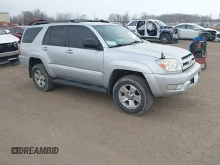 2004 Toyota 4Runner SR5 z VIN JTEZU14R240031438, wystawiony jako IAAI lot #42066885 z przebiegiem 245 105 mil mil oraz . Historia ofert i sprzedaży dostępna na DreamBid. Obrazek 1.