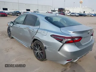 2021 Toyota Camry SE Nightshade with VIN 4T1G11AK7MU414517, listed as a IAAI auction lot 41669936 with 153,580 mi miles. Bid and sale history available at carsss.com. Image 3.
