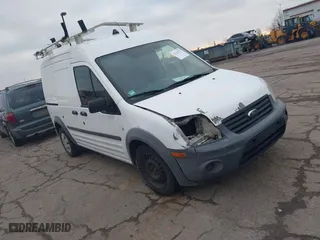 2013 Ford Transit Connect XL with VIN NM0LS7AN2DT140532, listed as a IAAI auction lot 41118727 with 161,067 mi miles. Bid and sale history available at carsss.com. Image 1.