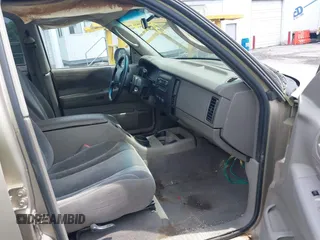 2004 Dodge Dakota SLT with VIN 1D7HG48N54S720724, listed as a IAAI auction lot 42740246 with 153,504 mi miles and . Bid and sale history available at DreamBid. Image 5.