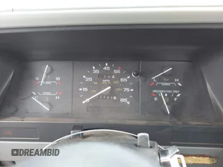 1992 Ford Ranger z VIN 1FTCR14A5NPA47986, wystawiony jako IAAI lot #41925501 z przebiegiem 34 054 mil mil oraz . Historia ofert i sprzedaży dostępna na DreamBid. Obrazek 7.