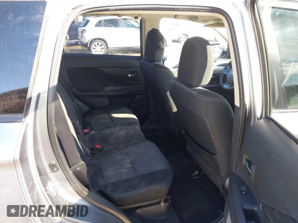 2016 Mitsubishi Outlander SE with VIN JA4AZ3A30GZ039451, listed as a IAAI auction lot 41839444 with 151,357 mi miles and . Bid and sale history available at DreamBid. Image 8.
