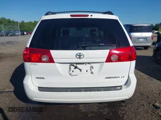 2010 Toyota Sienna CE z VIN 5TDKK4CCXAS316407, wystawiony jako IAAI lot #42300519 z przebiegiem 282 196 mil mil oraz . Historia ofert i sprzedaży dostępna na DreamBid. Obrazek 16.