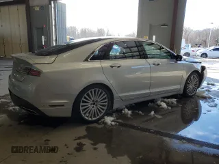 2017 Lincoln MKZ Reserve with VIN 3LN6L5FC0HR633623, listed as a Copart auction lot 44914115 with 52,497 mi miles and Salvage title. Bid and sale history available at DreamBid. Image 3.