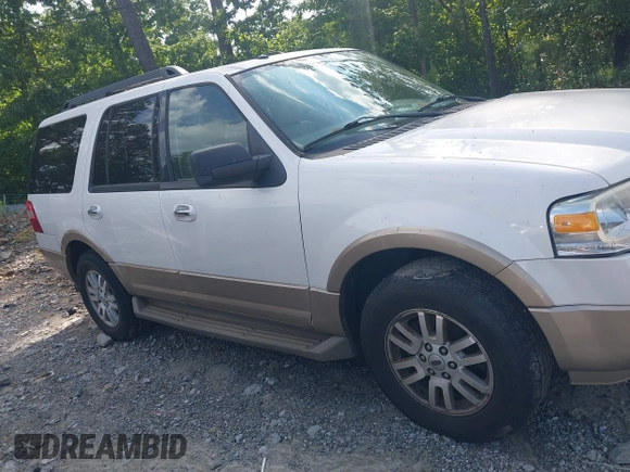 2013 Ford Expedition XLT с VIN 1FMJU1H5XDEF02260, выставлен на аукционе IAAI как лот 42467056 с пробегом 192 201 миль миль и . История ставок и продаж доступна на DreamBid. Изображение 13.