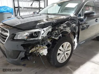 2018 Subaru Outback Premium with VIN 4S4BSAFC0J3254605, listed as a IAAI auction lot 41619559 with 200,155 mi miles. Bid and sale history available at carsss.com. Image 6.