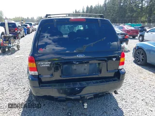 2006 Ford Escape Limited z VIN 1FMCU94106KA37275, wystawiony jako IAAI lot #42084150 z przebiegiem 139 361 mil mil oraz . Historia ofert i sprzedaży dostępna na DreamBid. Obrazek 16.