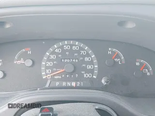 2003 Ford Econoline Cargo z VIN 1FTNE24L23HA72170, wystawiony jako IAAI lot #42496652 z przebiegiem 120 746 mil mil oraz . Historia ofert i sprzedaży dostępna na DreamBid. Obrazek 7.